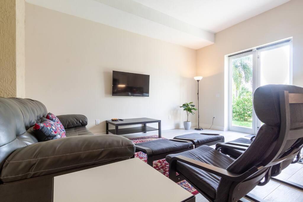 Fort Lauderdale Guest House ภายนอก รูปภาพ